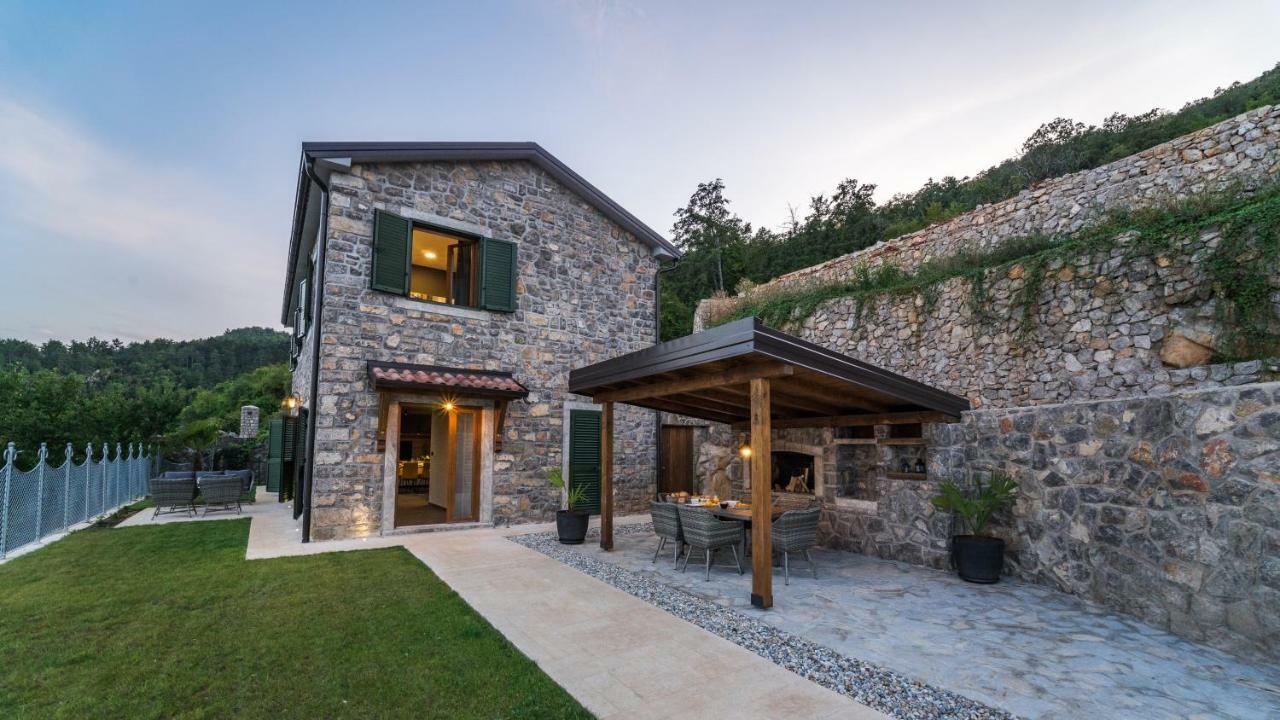 Villa Visum Poljane Ngoại thất bức ảnh