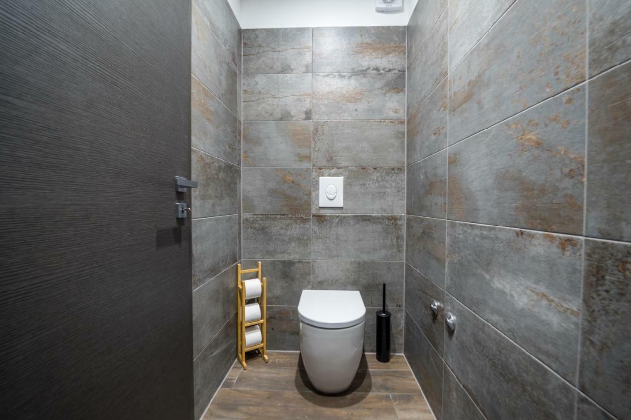 Villa Visum Poljane Ngoại thất bức ảnh