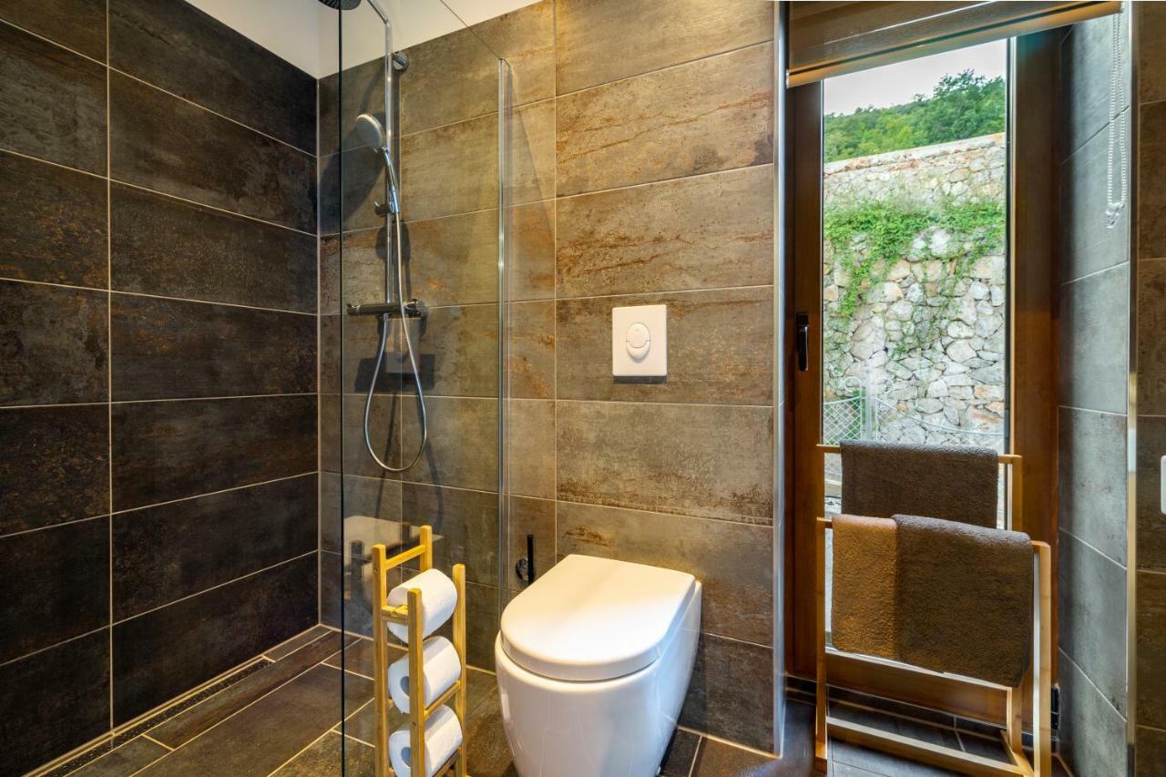 Villa Visum Poljane Ngoại thất bức ảnh