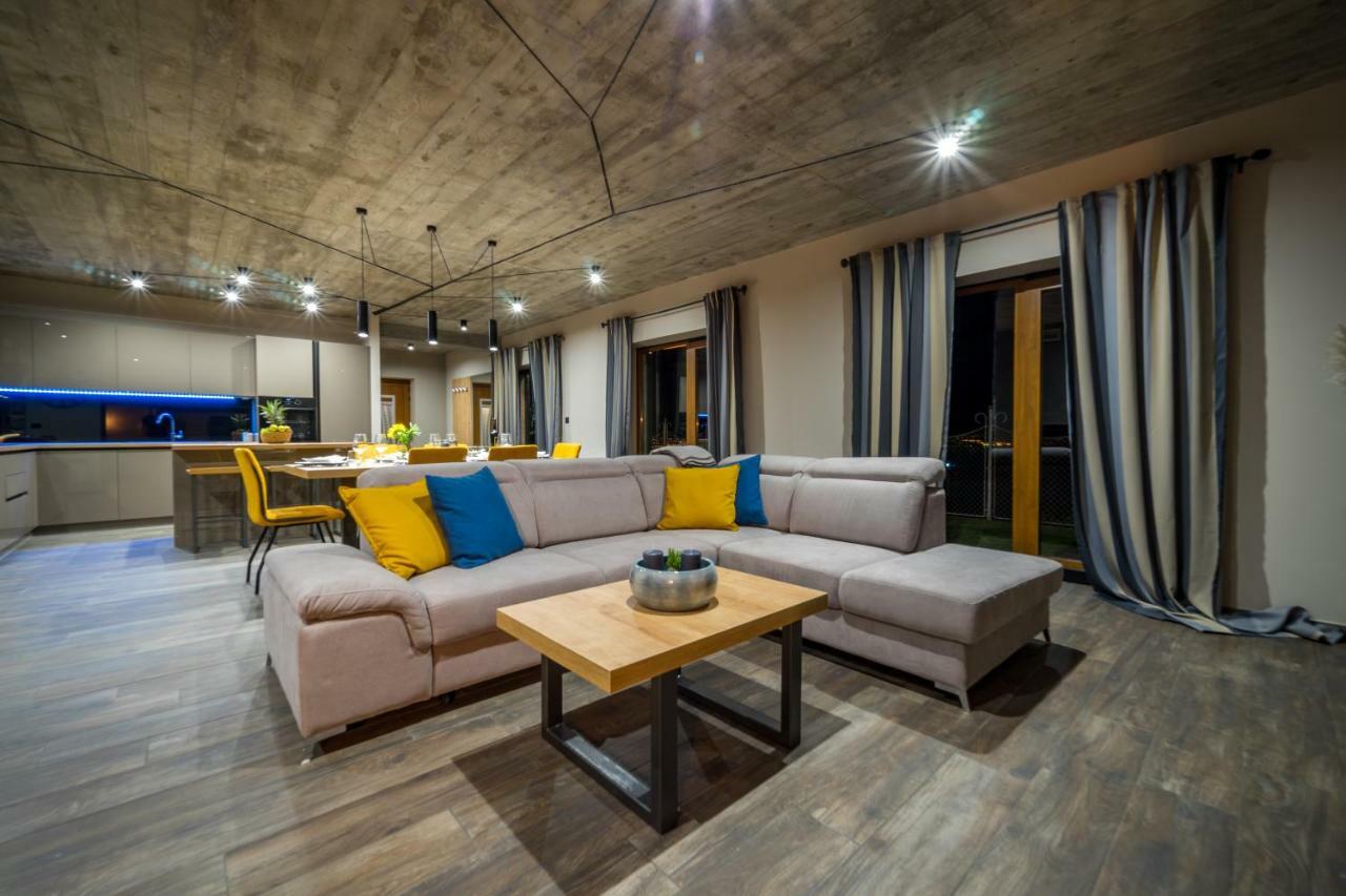 Villa Visum Poljane Ngoại thất bức ảnh