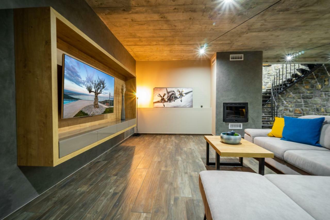 Villa Visum Poljane Ngoại thất bức ảnh